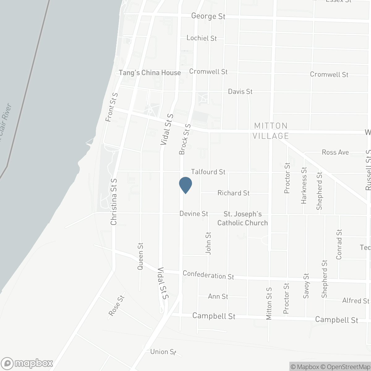 236 BROCK STREET South, Sarnia, Ontario N7T 2W6